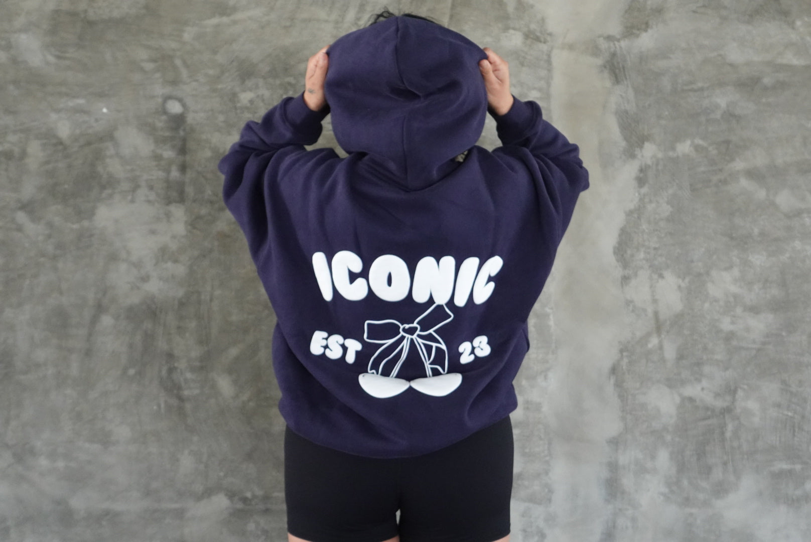 ICONIC HOODIE