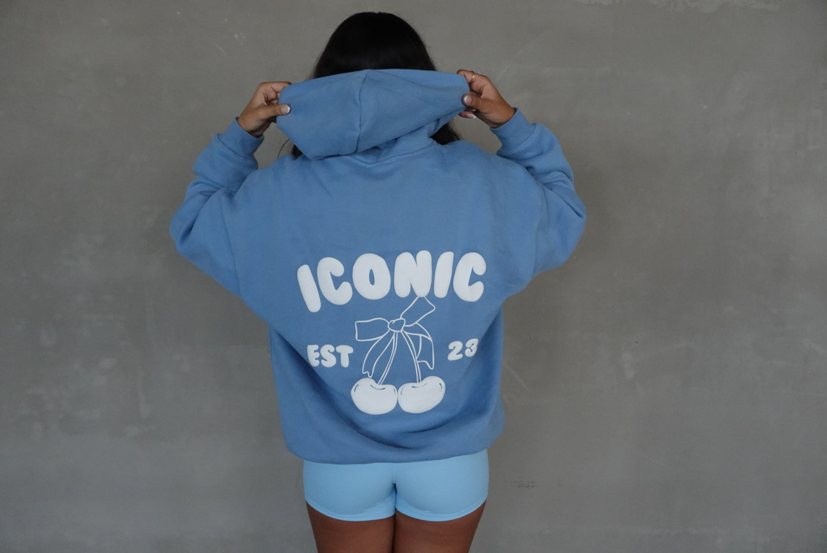 ICONIC HOODIE